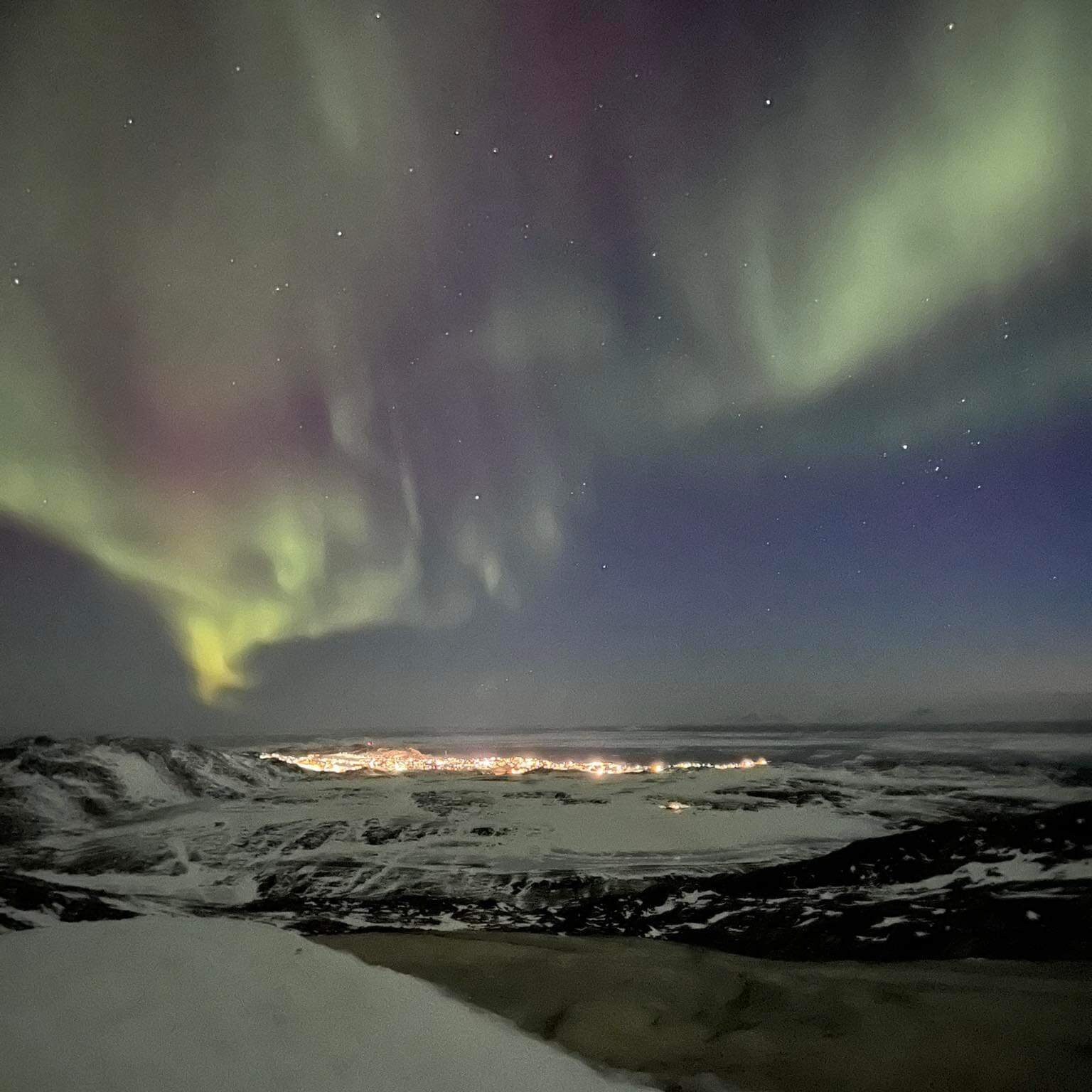 Chase dancing Northern Lights with Snowmobile – 2 hours